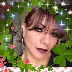 Meet your Posher, Annie-yvette